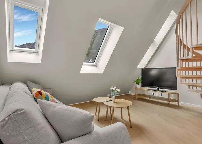 307sb10 - Three Bedroom Appartamento *