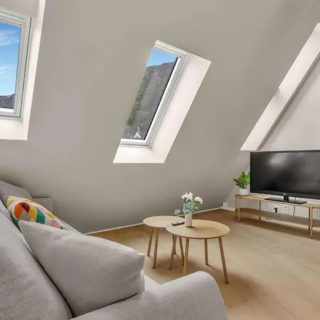 307sb10 - Three Bedroom 公寓 *